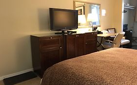 Cardinal Court Motel